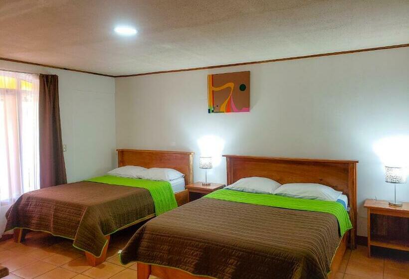 四人标准间, Santa Fe B&b