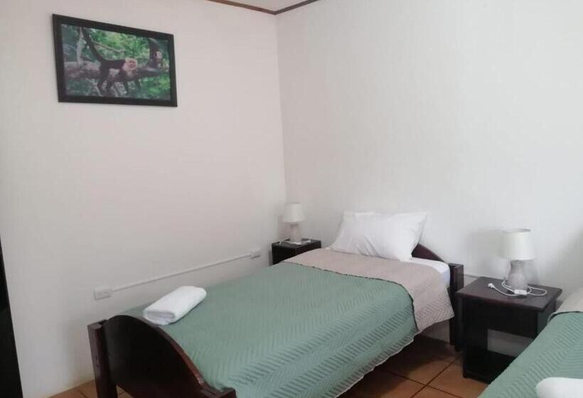 标准三人间, Santa Fe B&b