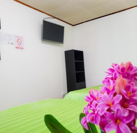 家庭间, Santa Fe B&b