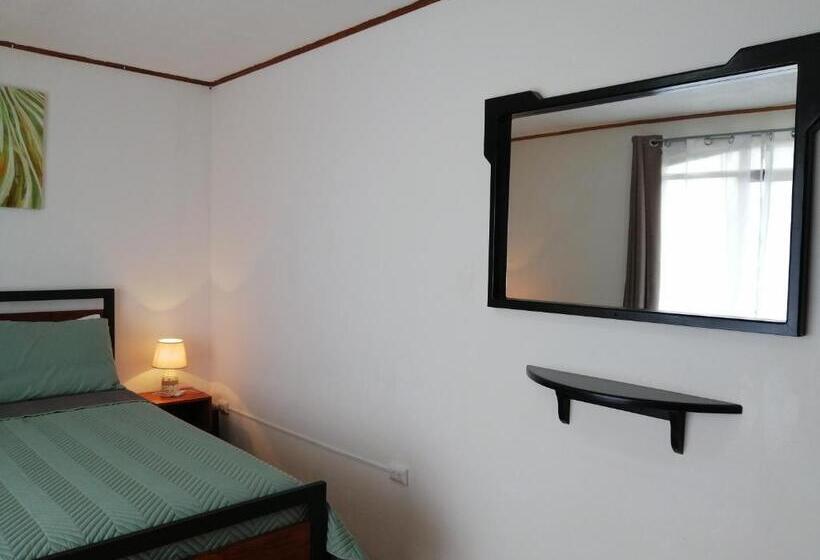 家庭间, Santa Fe B&b