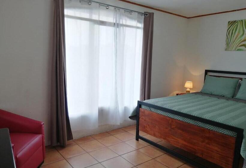 家庭间, Santa Fe B&b