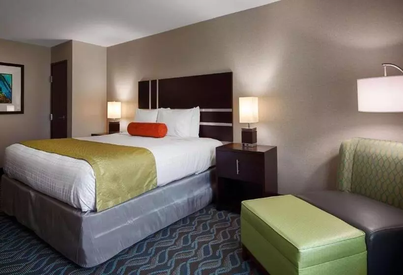キングサイズベッドのスタンダードルーム, Best Western Plus Hardeeville Inn & Suites