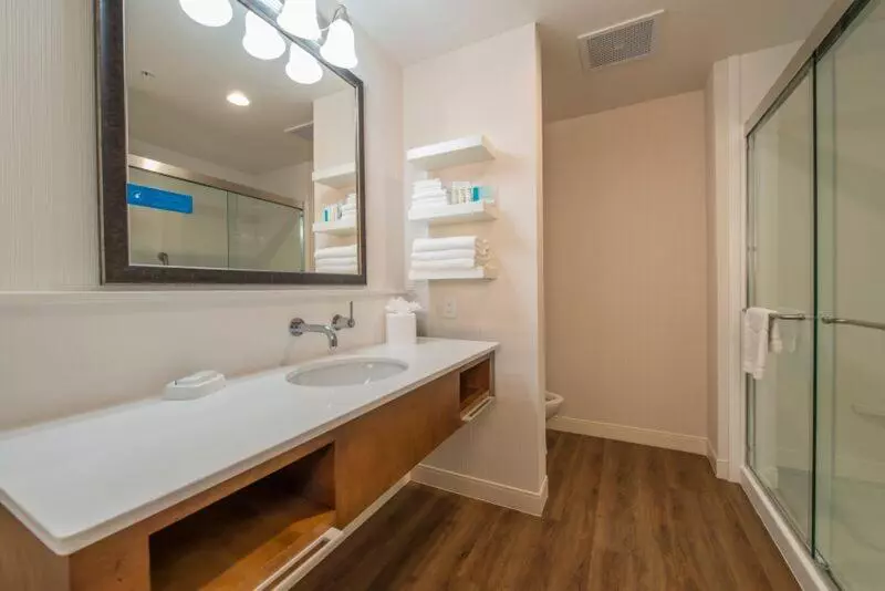 Standard-huone, Hampton Inn Waynesboro
