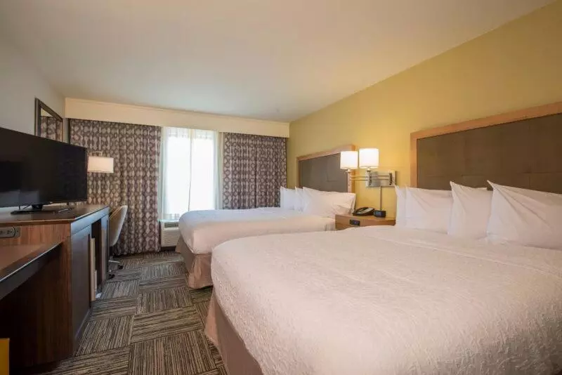 Standard-huone, Hampton Inn Waynesboro