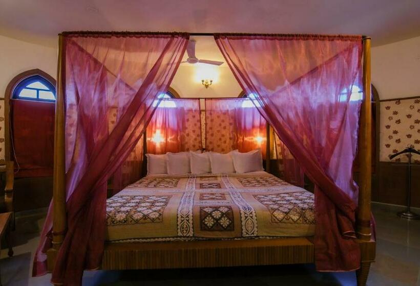 프리미엄 스위트, Heritage Khirasara Palace