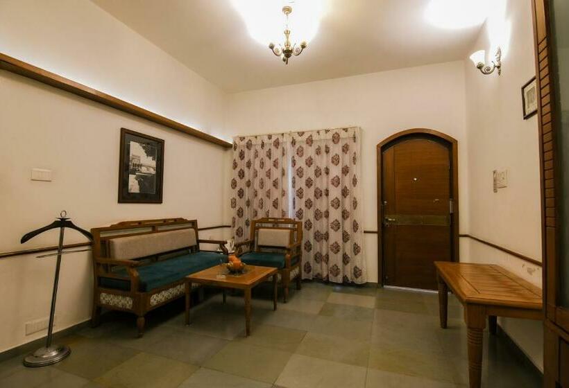 수피리어 스위트, Heritage Khirasara Palace