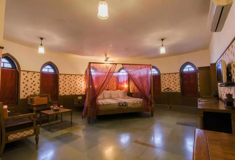 プレミアムスイート, Heritage Khirasara Palace