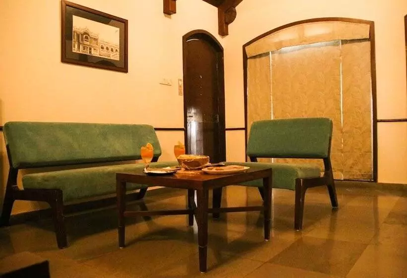 スイート, Heritage Khirasara Palace