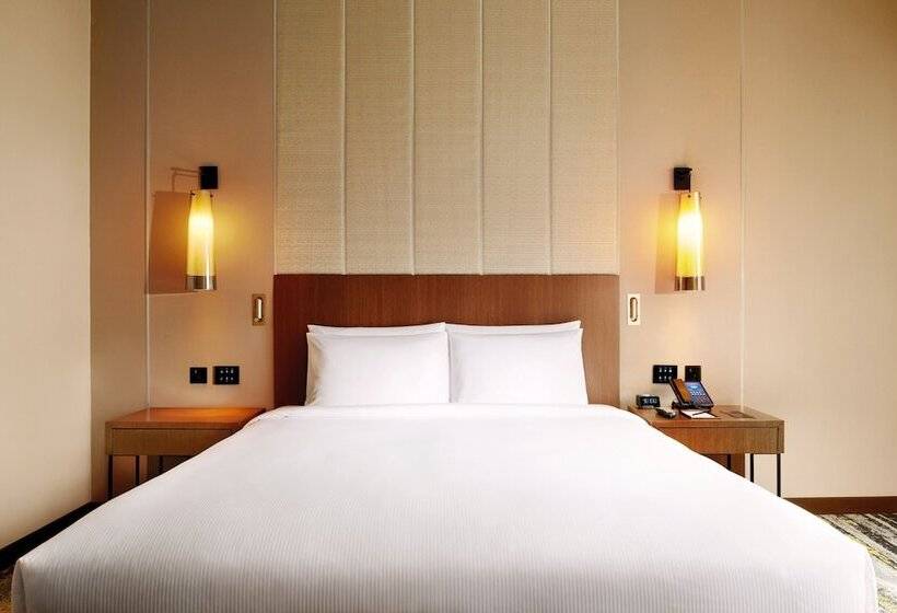 חדר דלוקס, Hilton Kota Kinabalu