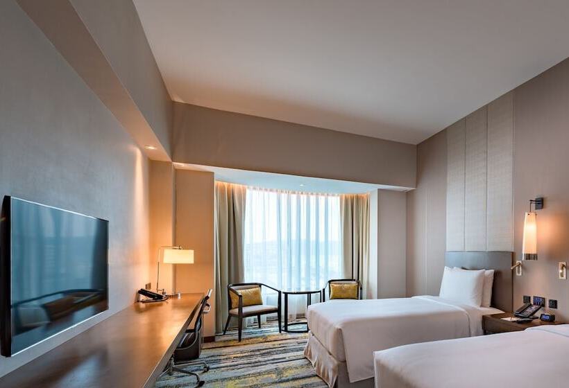 חדר דלוקס, Hilton Kota Kinabalu