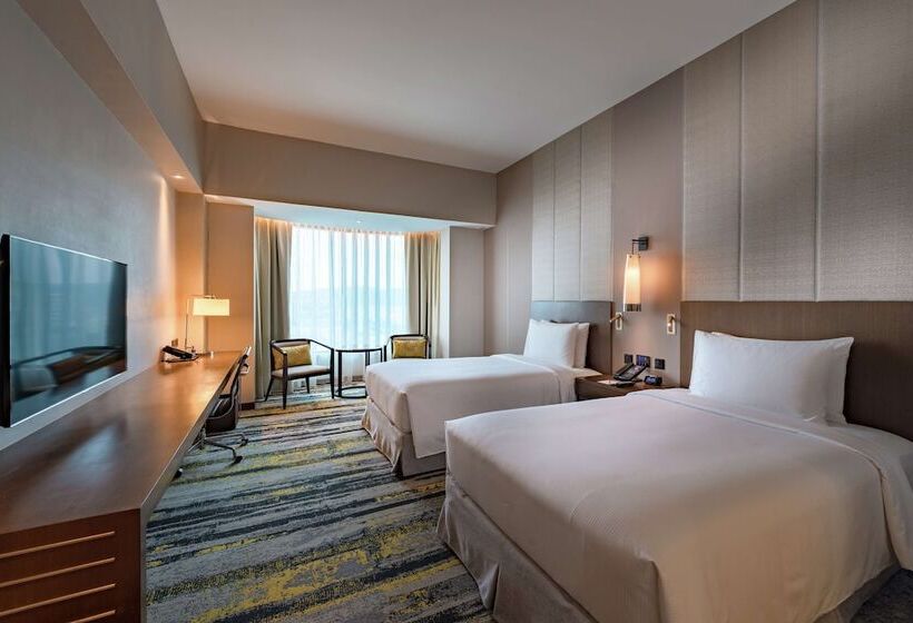 חדר דלוקס, Hilton Kota Kinabalu