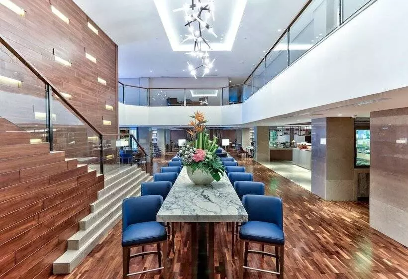 エクゼクティブスイート, Hilton Kota Kinabalu