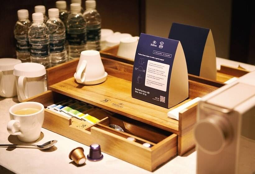 סוויטה אקזקיוטיב, Hilton Kota Kinabalu