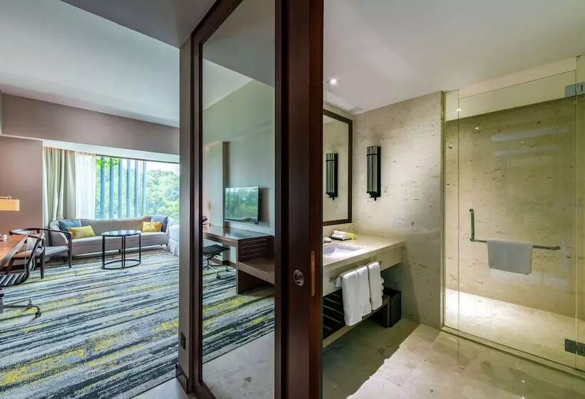 ファミリールーム, Hilton Kota Kinabalu