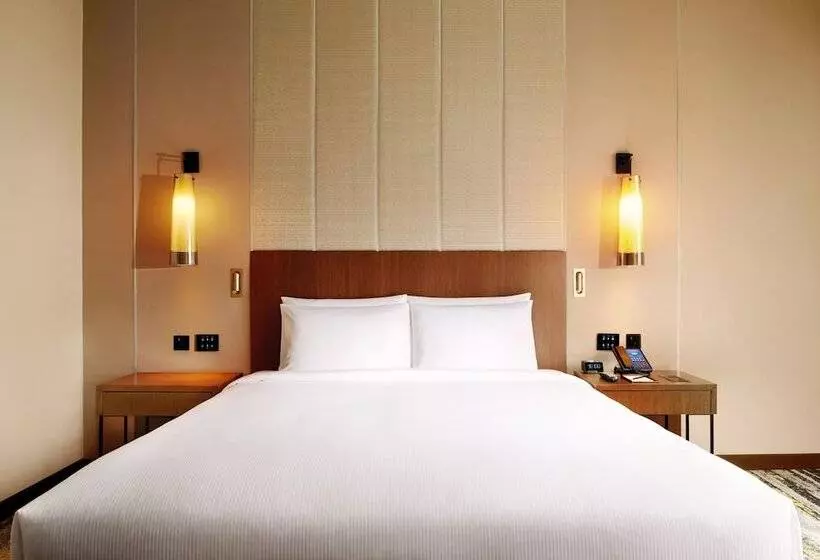 エクゼクティブルーム, Hilton Kota Kinabalu