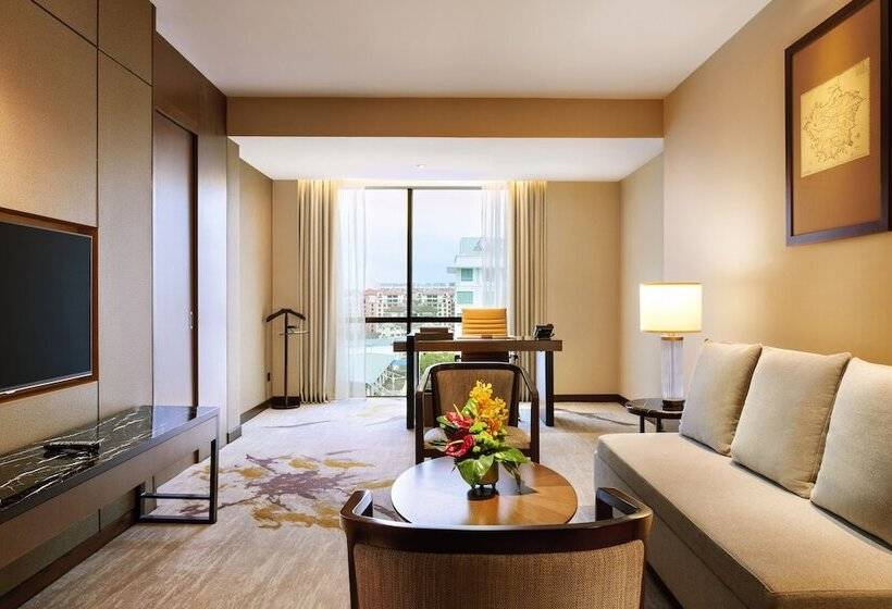 이그제큐티브 스위트, Hilton Kota Kinabalu