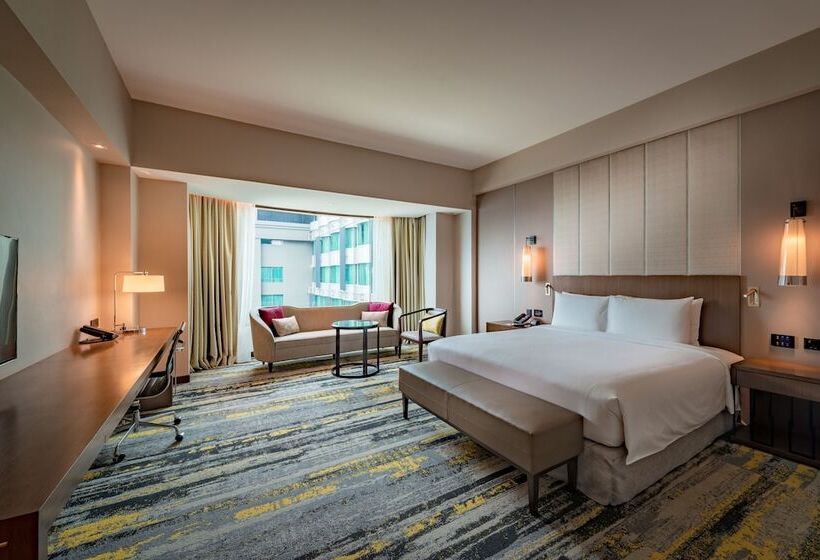 חדר אקזקיוטיב, Hilton Kota Kinabalu