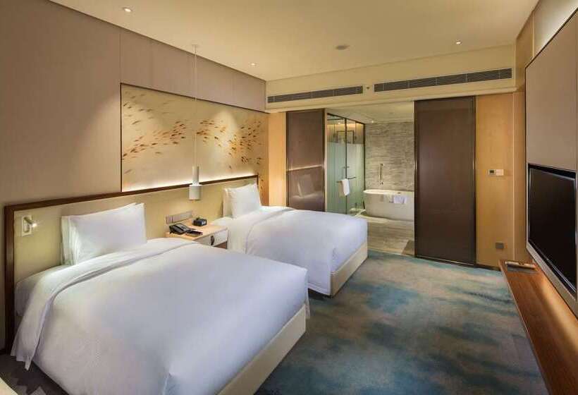 חדר אקזקיוטיב, Hilton Kota Kinabalu