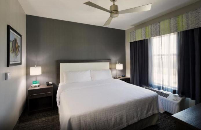 2ベッドスイートルーム, Homewood Suites By Hilton Topeka