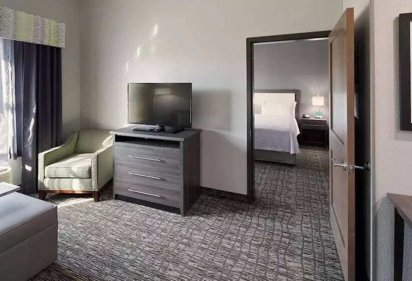 スイート, Homewood Suites By Hilton Topeka