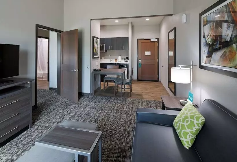 スイート, Homewood Suites By Hilton Topeka