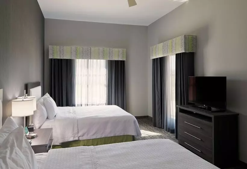 スイート, Homewood Suites By Hilton Topeka