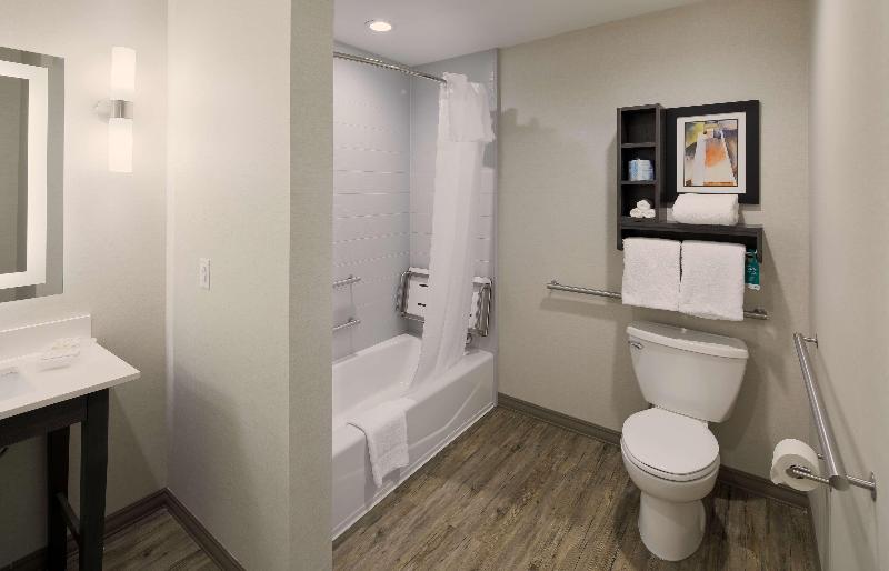 سوئیت با تخت بزرگ, Homewood Suites By Hilton Topeka