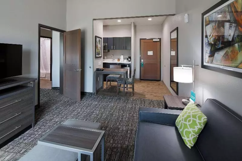 キングサイズベッドのスイートルーム, Homewood Suites By Hilton Topeka