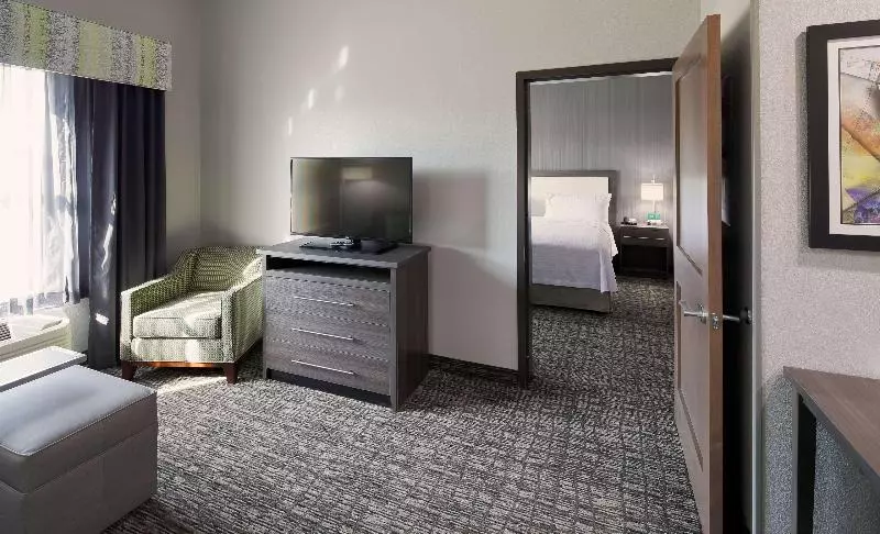キングサイズベッドのスイートルーム, Homewood Suites By Hilton Topeka