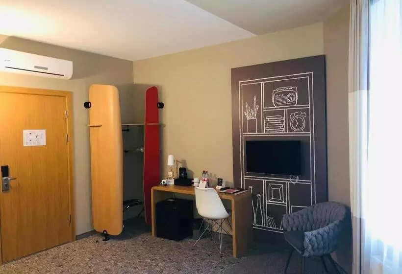 اتاق پرمیوم, Ibis Riga Centre