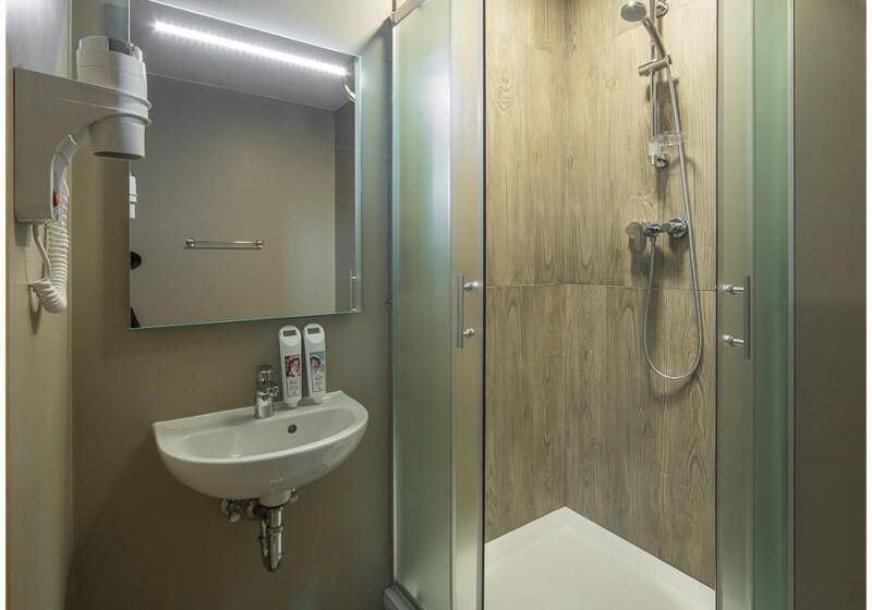 اتاق پرمیوم, Ibis Riga Centre