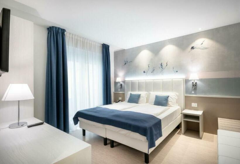 חדר קומפורט, International Beach