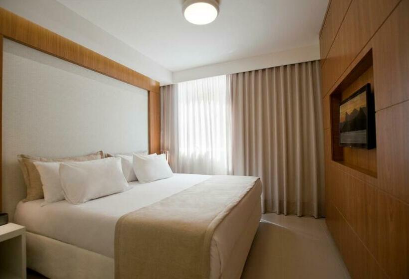 이그제큐티브 룸 킹사이즈 침대, Matiz Niteroi Design