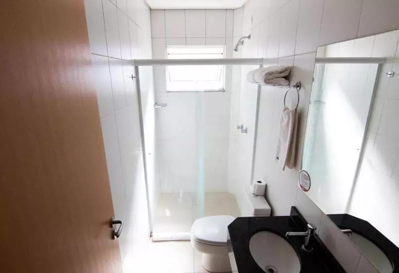 Standard Yhden Hengen Huone, Maua