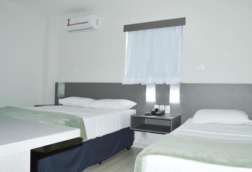 标准三人间, Pajuçara Hotel Express