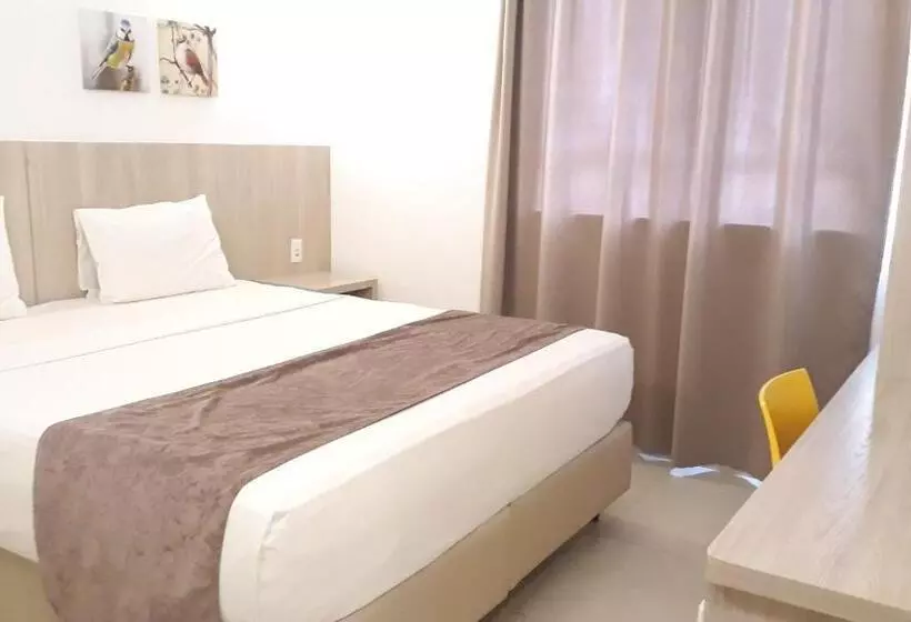 デラックストリプルルーム, Pena Branca Hotel E Eventos