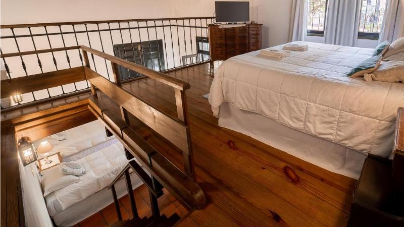 اتاق سوپریور چهار تخته, Posada De La Flor