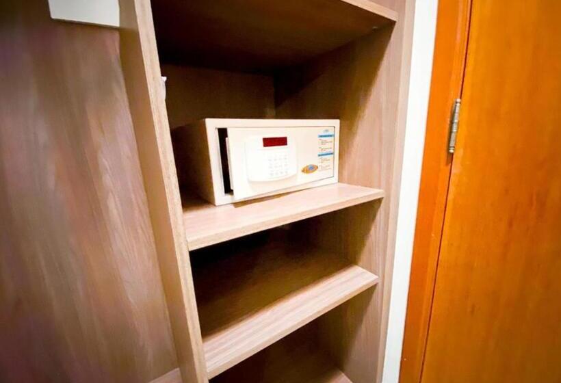 Номер Стандарт Трехместный, Rainha Do Brasil