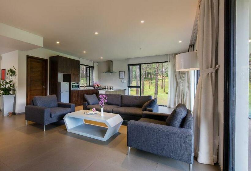 ویلای 3 خوابه, Terracotta Hotel & Resort Dalat