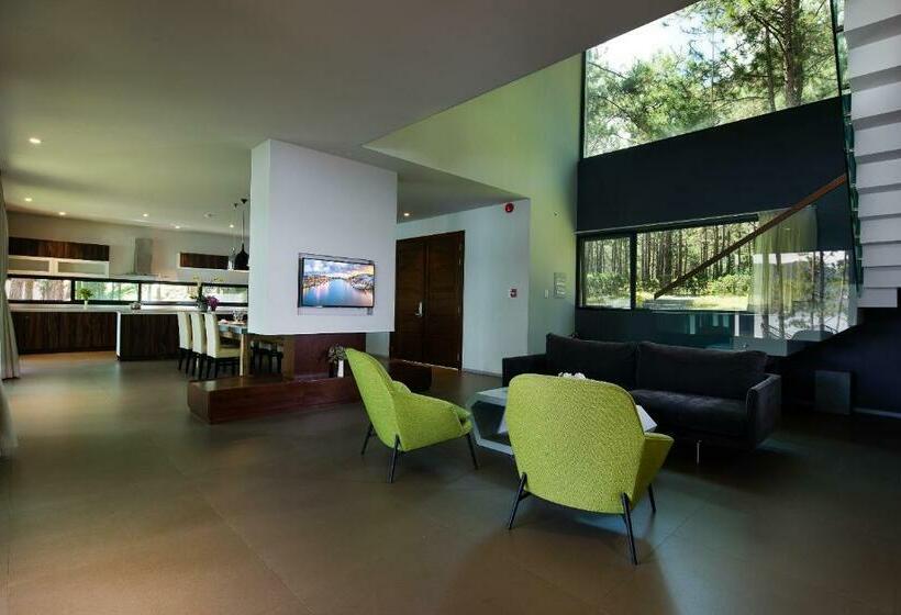 ویلای 4 خوابه, Terracotta Hotel & Resort Dalat