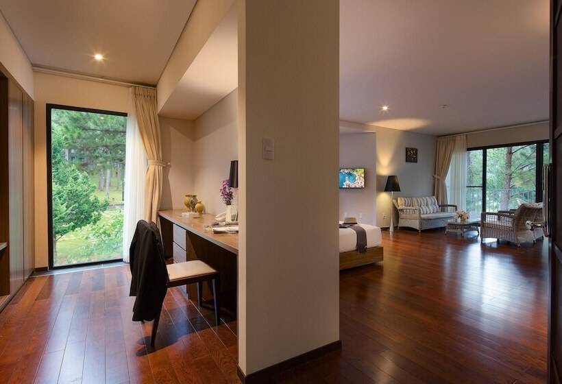 ویلای 5 خوابه, Terracotta Hotel & Resort Dalat