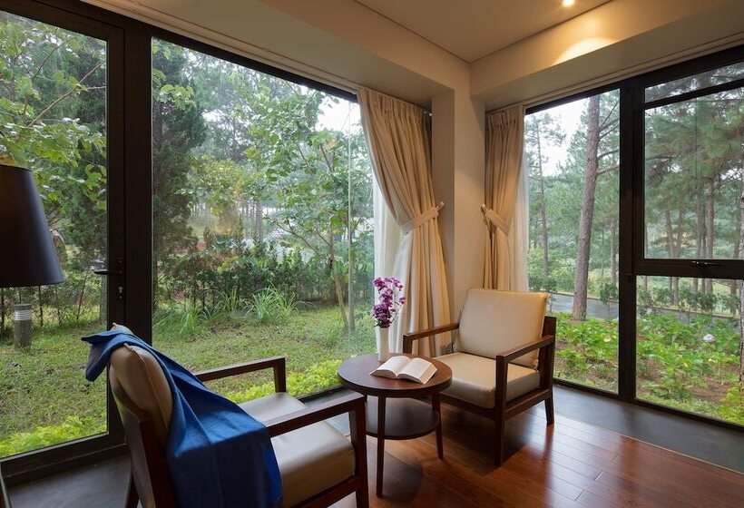 ویلای 5 خوابه, Terracotta Hotel & Resort Dalat