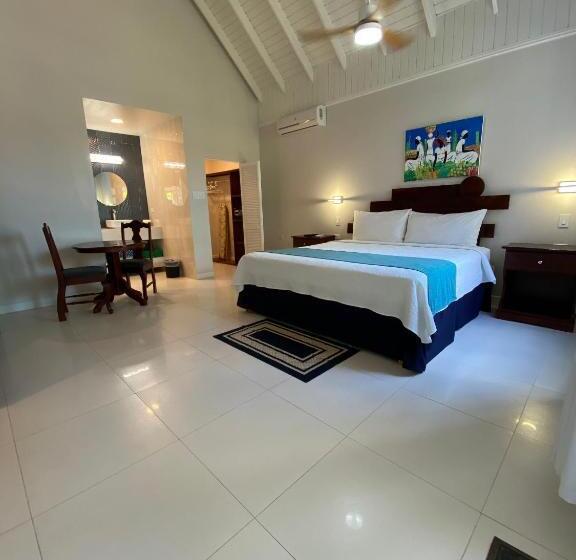 اتاق لوکس با تخت بزرگ, The Boardwalk Village