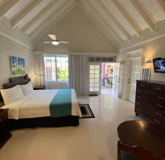 اتاق لوکس با تخت بزرگ, The Boardwalk Village