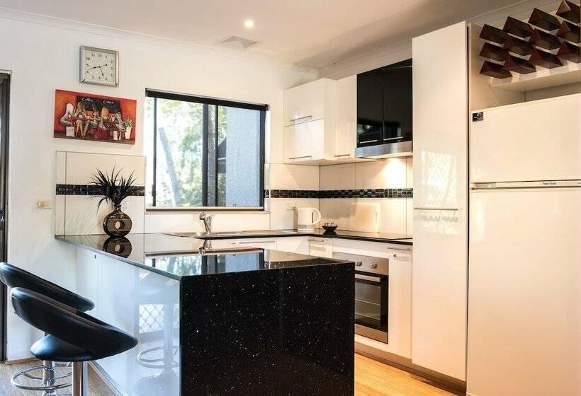 Апартаменты 2 Спальни, Noosa Sound Resort