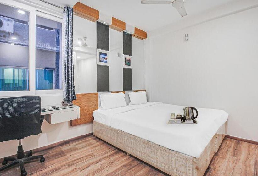 スタンダードルーム, Townhouse Eaglewood Gachibowli