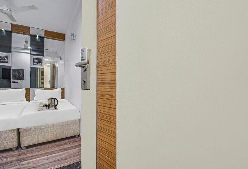 スタンダードルーム, Townhouse Eaglewood Gachibowli