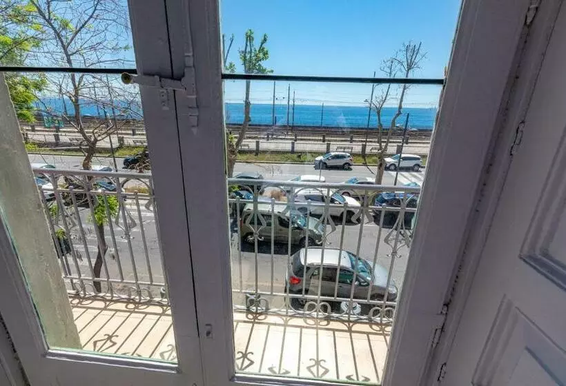 اتاق استاندارد چهار تخته با چشم‌انداز دریا, Promenade B&b