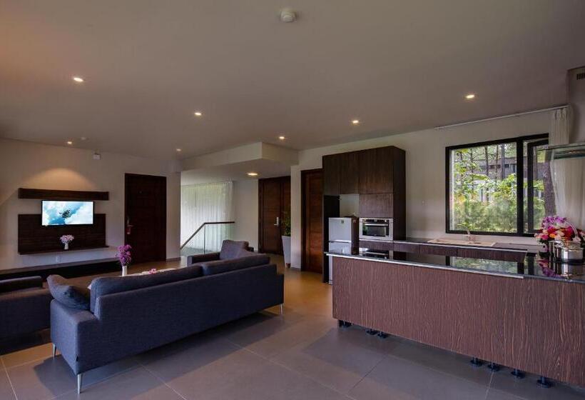 ویلای 5 خوابه, Terracotta Hotel & Resort Dalat