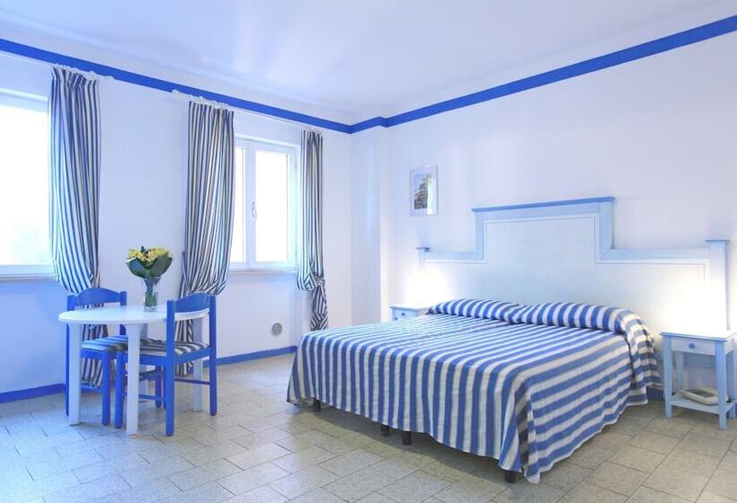 דירת שני חדרים, Th Ortano   Ortano Mare Residence